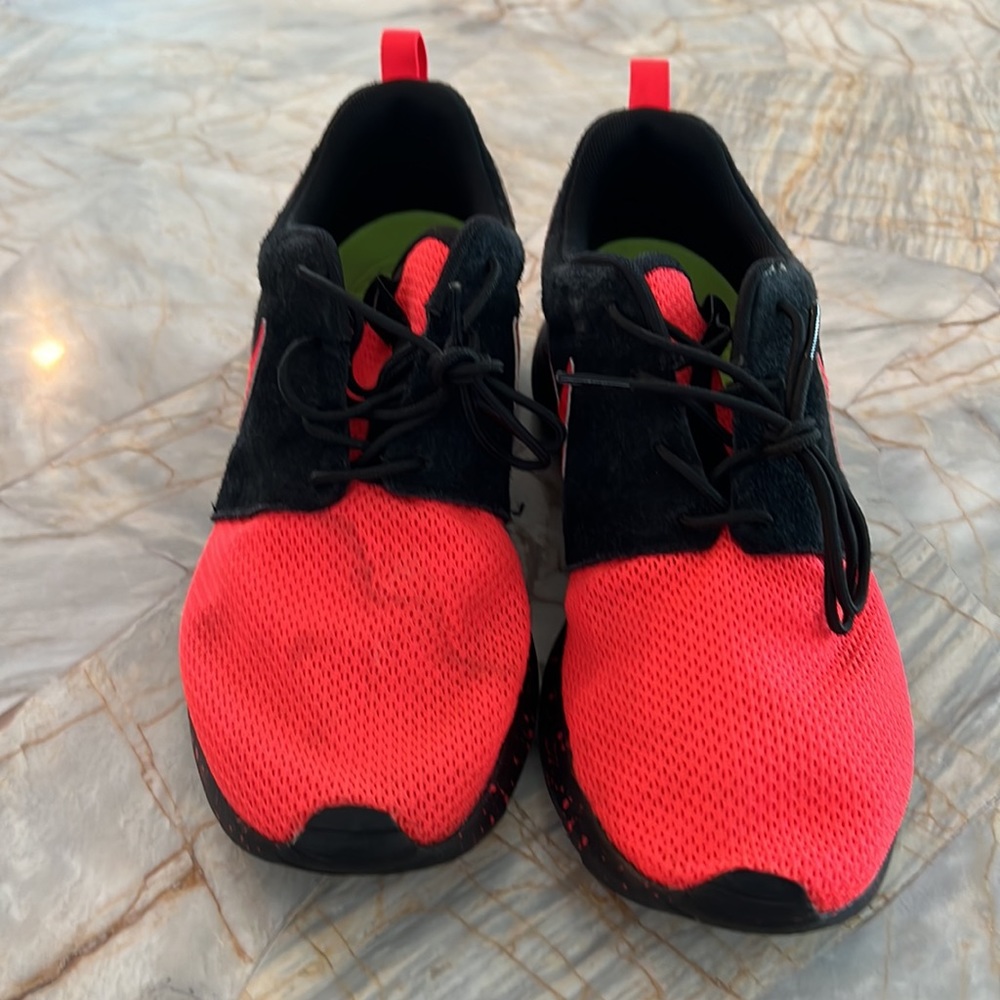 Nike Roshe - Custom - Womens - Size 8 - image 2